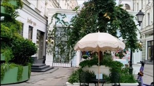 Прогулки по Москве. Лето в Москве. Сады и цветы. По Стол