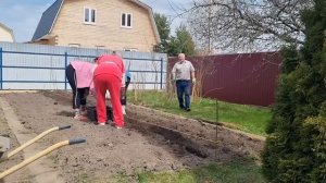 Лена и Ваня Такие разные способы посадки картофеля Го?