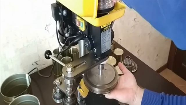 Закаточное устройство для консервных банок УЗН-14 смотреть онлайн