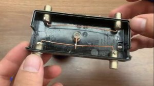 Вставьте SIM-карту в зарядное устройство! Никто никогда раньше не видел таких скрытых применений!