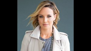 Брианна Дэвис ( Brianne Davis )