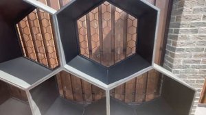 Дровница соты для дома и дачи