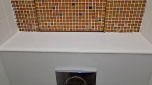 Бюджетный ремонт ванной БЕЗ ДЕМОНТАЖА СТАРОЙ ПЛИТКИ