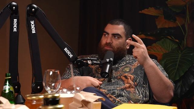 Тайные ульи. Кто варит мёд на самом деле?" Арсен Маркар? смотреть онлайн