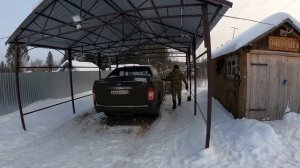 Как почистить снег с крыши верёвкой? Показываю!