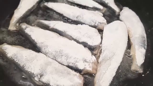 РИБА З ОВОЧАМИ. САЛАКА В ТОМАТІ НА ЗИМУ смотреть онлайн