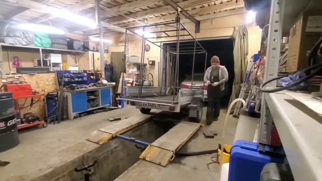 Кемпер в обычный прицеп своими руками! Прицеп-дача для смотреть онлайн