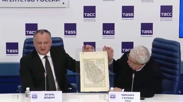 Узнай какой подарок сделал Владимир Путин президенту смотреть онлайн