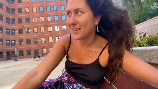 Поход к врачу за рецептом на антибиотик. Empadronamiento. Бесп смотреть онлайн