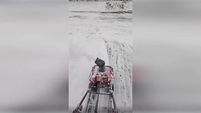 Электрический снегоуборщик Boxbot ES 180
