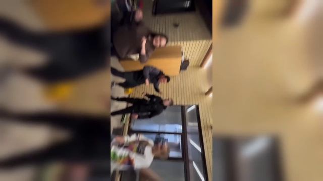 ПУСТЬ РАСПУСКАЮТСЯ ЦВЕТЫ, ГДЕ БЛАТЬ? ( ПОЛНАЯ ВЕРСИЯ ) смотреть онлайн