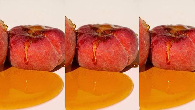 Твоя кожа — бархат, а запах тела сочный персик. смотреть онлайн