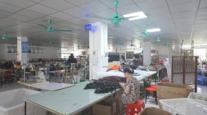 Китайские фабрики ИЗНУТРИ: как шьют обувь и сумки в Ки?