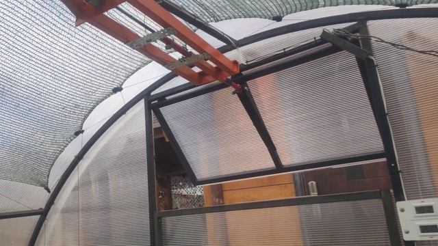 Автоматическое открытие / закрытие форточек теплицы смотреть онлайн