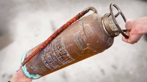 🔥 120 ЛЕТ ПОД ЗАБВЕНИЕМ! Что случилось, когда мы ЗАПУСТИЛИ старинный огнетушитель?