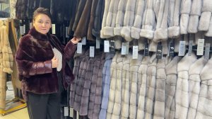 Шубы у Марины Яркие норковые шубы разной длины