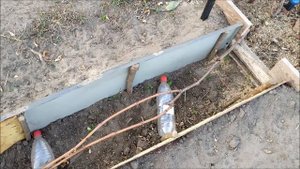 Укрытие винограда Траншеи двойного назначения