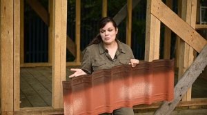 Расчистили дом и гараж построив домик для садового ин?