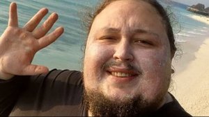 Лука Сафронов весит почти 300 кг