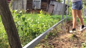 Красивый деревянный забор своими руками