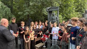 🎭 ПАТРОНАТНАЯ АКЦИЯ В ПАМЯТЬ О ЛЕОНИДЕ ФИЛАТОВЕ: МЫ ЧТИМ НАСЛЕДИЕ!