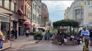 Россия, которую не показывают по ТВ 🌆 настоящая уличная мода и стильные девушки Москвы