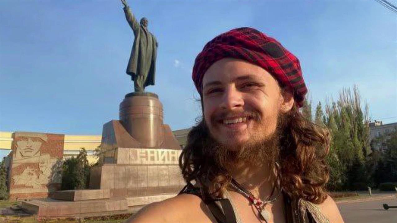 Имена двух героев - русского и американца - теперь носит одна из донецких школ