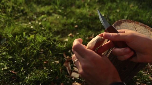 Неймовірна Кавова Ложка Вирізана з Вишневого Дерева смотреть онлайн