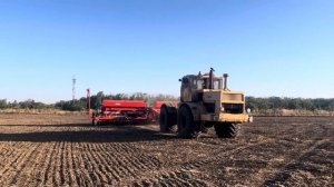 К-700 и механическая зерновая сеялка KUHN PREMIA 9000 TRC