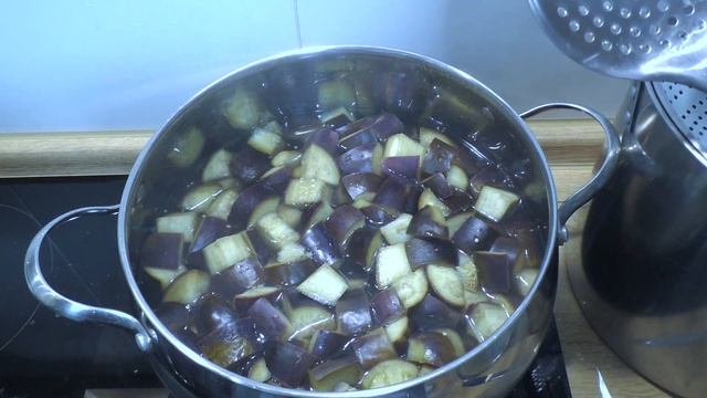 Баклажаны как грибы! Салат на зиму! Консервирую 2-й раз! смотреть онлайн