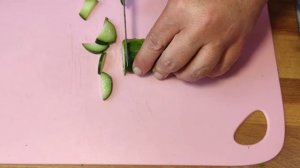 Витаминный салат с капустой кольраби