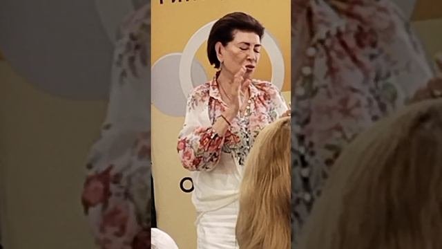 Роза Фомина- врач реаниматолог.В 78 лет выглядит на 57  л?