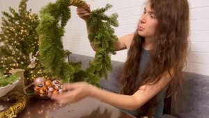 Плетение рождественского венка из нобилиса.
