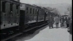 «Прибы́тие по́езда на вокза́л Ла-Сьота́» 1896