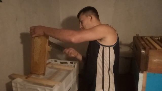 Лучший нож для роспичатки сот Jero смотреть онлайн