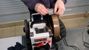 Заточка ножей ледобура на станке JET