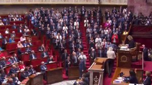 Новым главой правительства Франции назначен министр обороны Себастьен Лекорню