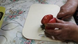 томаты   американской селекции Сержант пеппер и Атомн?