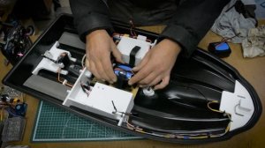 Карповый кораблик ORION V2 Speed внутреннее устройство