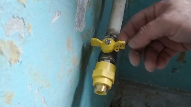 Быстрая ЗАМЕНА КРАНА на газовой трубе, НЕ ОТКЛЮЧАЯ ГАЗ смотреть онлайн
