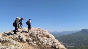 Вершины Ялпах-Кая, Сандык-Кая, Куш-Кая