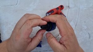 Ремонт растягивающегося китайского шланга Ремонт чуд