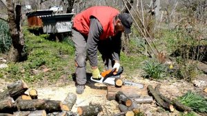 Почему бензопила сама газует и потом глохнет #shorts