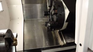 Токарно-фрезерный обрабатывающий центр собственной конструкции