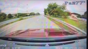 Грузовик сбил мотоциклистку