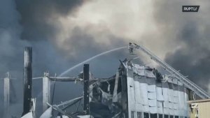 Пожар на складе в Подмосковье локализован на площади 12 тысяч квадратных метров