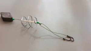 Кормушка на карася своими руками: самый лёгкий способ из подручных материалов 🐠🐋🐟