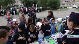 Тушить пожар и оказывать первую помощь научили младшеклассников барнаульской школы № 113