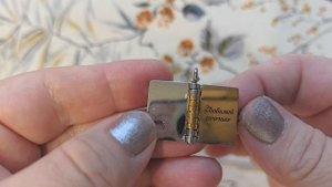 кулон книжка в подарок