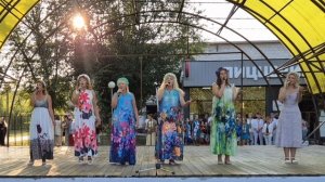 "Мы -единое целое". Вокальный ансамбль"Родники